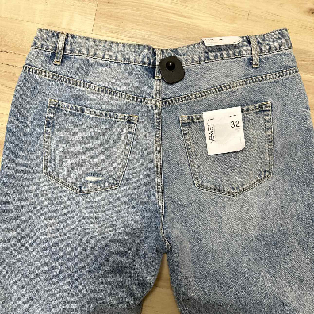 Vervet Size 32 Denim Jeans