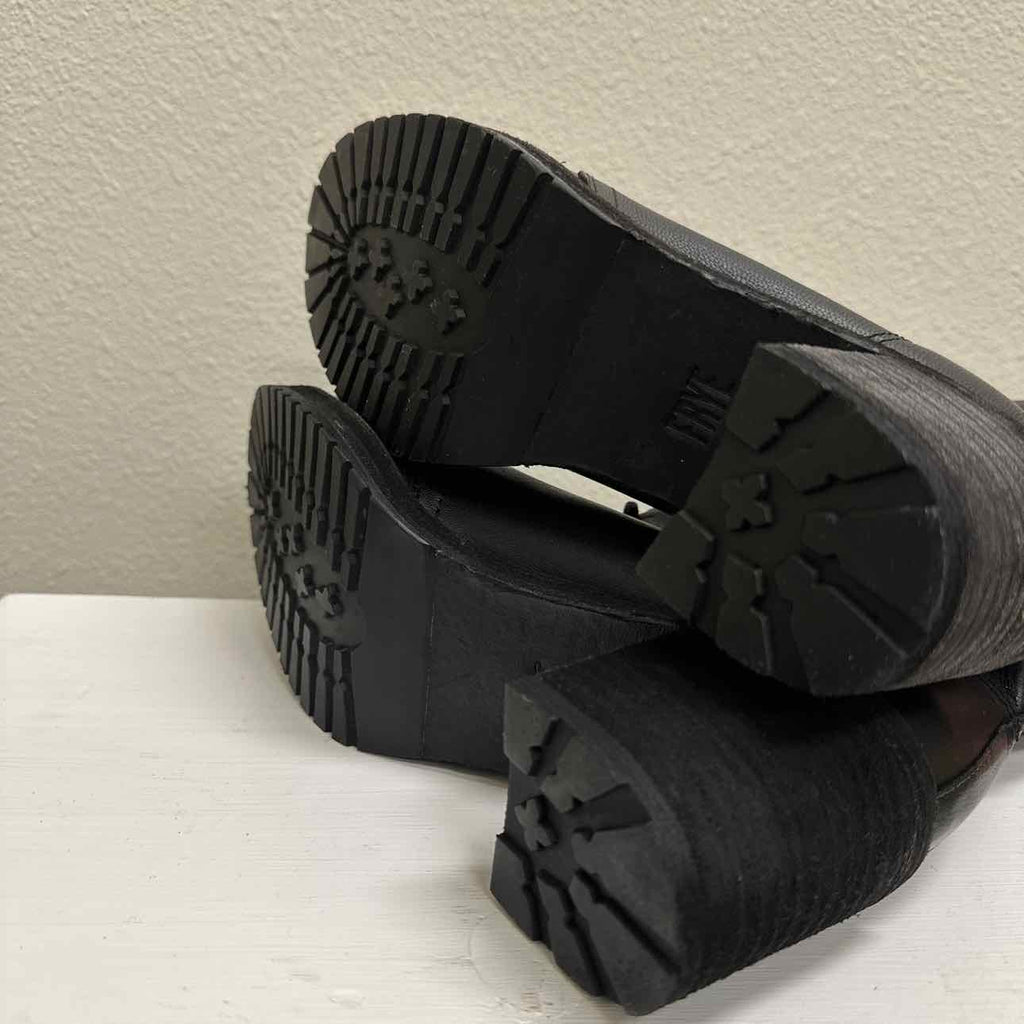 Frye Shoe Size 7.5 Black Chunky Heeled Boots