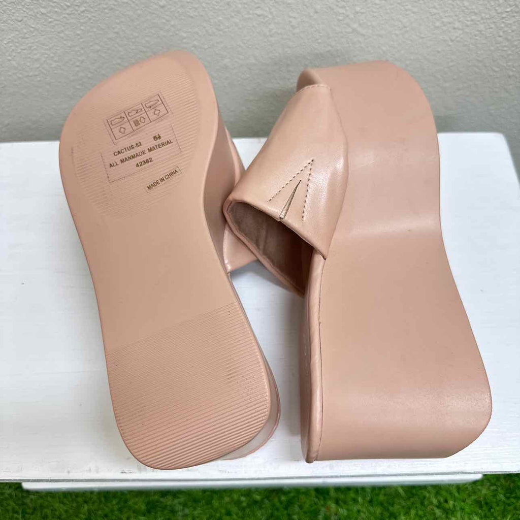 Bamboo Shoe Size 5.5 Beige Pump Sandals